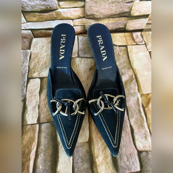 PRADA Women's leather shoes in Navy color Size 7 - Picture 2 of 4
